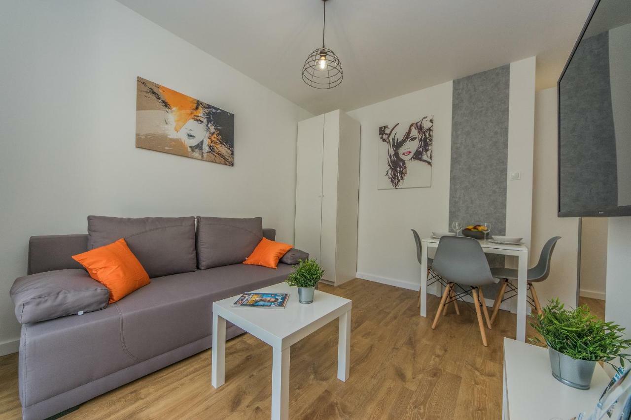 Glow Apartments, Apartmenty Nowa Leborska 格但斯克 外观 照片